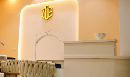2CE Beauty & Nails: Nagelstudio in München