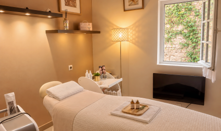 C&J Natural Beauty : Institut de beauté à Pézenas