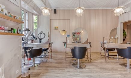 La Couleur by Caroline : Coiffeur à Antibes