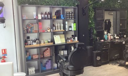 MHB coiffeur mixte  : Institut de beauté à Paris