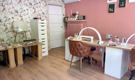 Petite Insolente : Manucure à Alençon