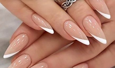 Valerie Nails & Hair : Institut de beauté à Saint-Laurent-du-Var