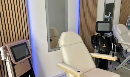 Academy samia: Kosmetikstudio in Leipzig