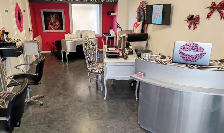 Les pinceaux creatifs : Manucure à Seiches-sur-le-Loir