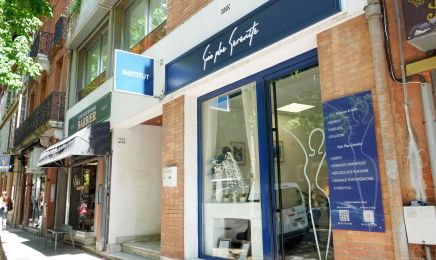 Vivi Brows : Manucure à Toulouse
