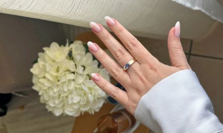 Glowing Grace : Manucure à Lattes