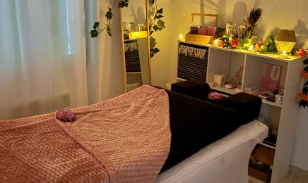 Institut de la Lune Rose chez Maëlle Hair Beauty : Institut de beauté à Beaucaire