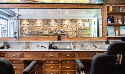 Barbier d’Ainay, Roberto Stari : Barbier à Lyon