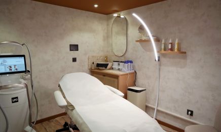 Studio M - Maison de Beauté : Manucure à Deauville