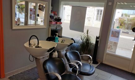 Aurélie Coiffure : Institut de beauté à Mézos