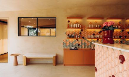 Corps : Institut de beauté à Grimaud