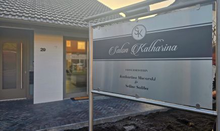 Salon Katharina : Kosmetikstudio in Büren