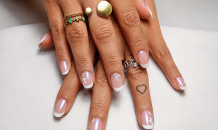 Glossy Nail by Nayeli  : Institut de beauté à Fourquevaux