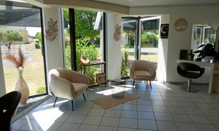 Amandine Giraud Coiffure Arvert : Coiffeur à Arvert