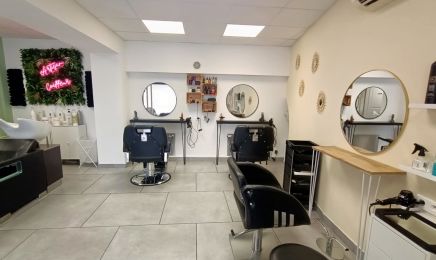 ARTISAN COIFFEUR : Coiffeur à Calvisson