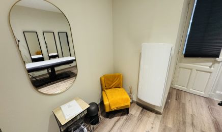 JR Nails & Lash Artist : Institut de beauté à Dijon