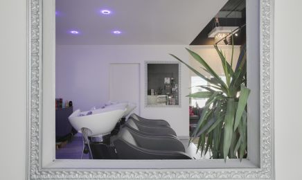  Les Fées Coiffées Beauté Bad boys : Coiffeur à Saint-Marcel-lès-Valence