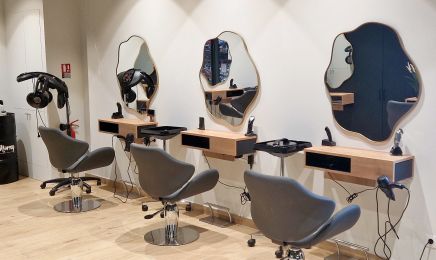 Lindsay Morny  : Coiffeur à Vitré