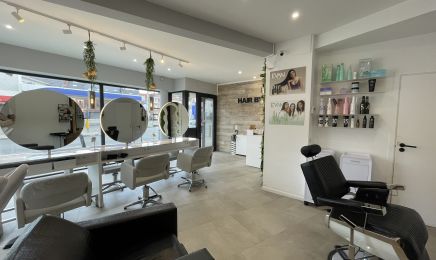 Hair By Cyndy Kapsalon : Coiffeur à Dilbeek