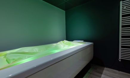 Le 05 SPA- Hôtel Les Autanes : Institut de beauté à Ancelle