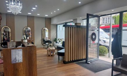 Reyhan Hair & Glow: Kosmetikstudio in Neuenrade