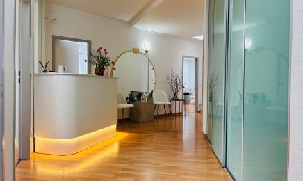 Numa Beauty: Kosmetikstudio in Leonberg