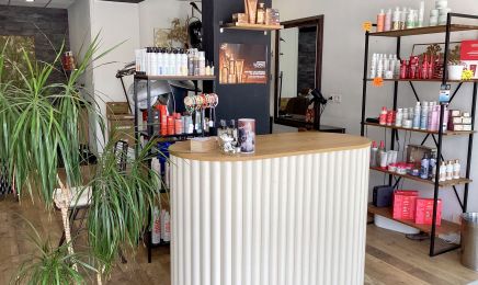 Oze coiffure  : Coiffeur à Genlis