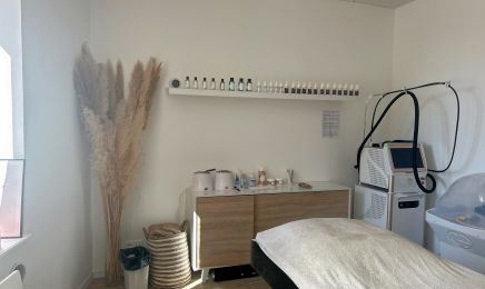Méli Soins : Institut de beauté à Erbray