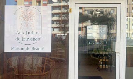 Aux Jardins de Jouvence : Manucure à La Talaudière