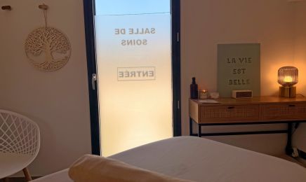 Coralie Ripert thérapeute (Kobido / Rituel Japonais) : Institut de beauté à La Motte-d'Aigues