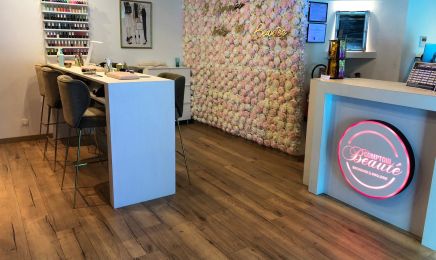 Comptoir Beauté Colombes : Manucure à Colombes