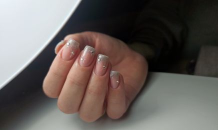NBM & Co - Ongles et Formations : Manucure à Vercel-Villedieu-le-Camp