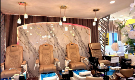 Lee Beauty & Nails - Halstenbek: Kosmetikstudio in Halstenbek