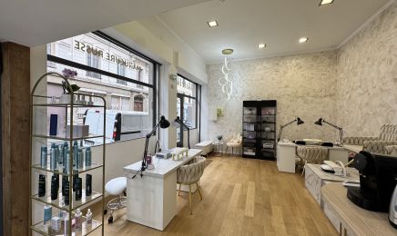 L’atelier d’Anna - Manucure Russe : Coiffeur à Lyon