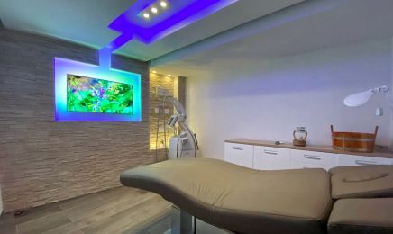 BB Hair & Cosmetics : Kosmetikstudio in München
