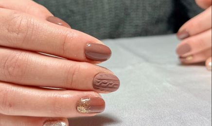 Glossy - Ongles / Cils / Strass Dentaire : Manucure à Corbas