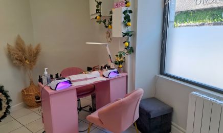 Cocoon beauté  : Manucure à Morestel