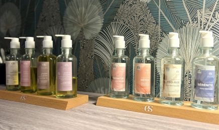 Yvalice | Salon de Beauté  : Manucure à Remouillé