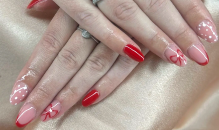 Styling Design - Spécialisé en extension de cils et en ongles : Institut de beauté à Thiaville-sur-Meurthe