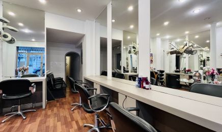 Mergeilla Coiffure : Institut de beauté à Paris