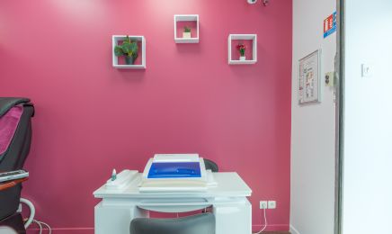 Rose salon de beauté indien : Manucure à Paris