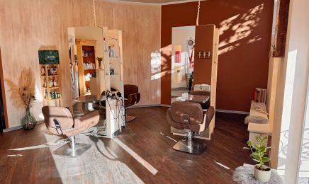 Haarchitekt: Friseur in Erfurt