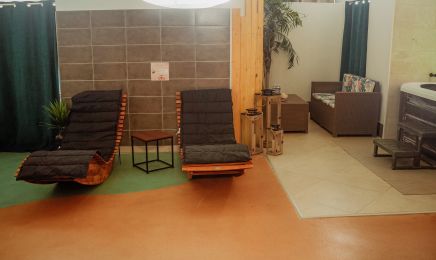 Julie Spa Esthétique  : Manucure à Compiègne