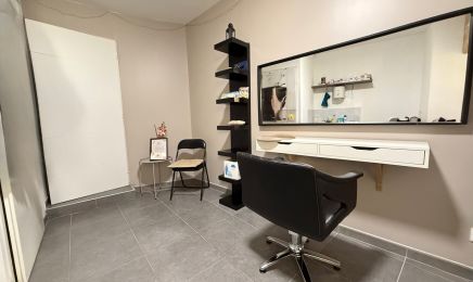 Lyris Beauté : Manucure à Cornillon-Confoux