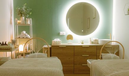 ASTERIA - CENTRE BIEN-ÊTRE ET ESTHÉTIQUE  : Coiffeur à Portes-lès-Valence