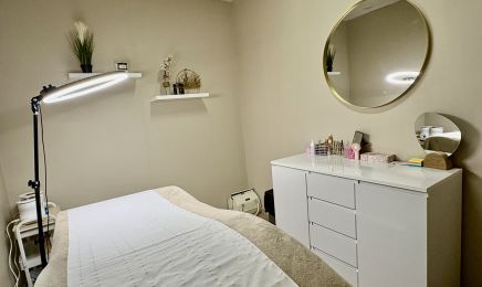 Beauty & Cils By Tzyna : Institut de beauté à Ploumagoar