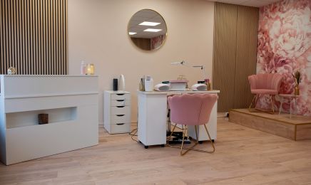 BEAUTY BY M ESTHETIQUE : Institut de beauté à Ay-sur-Moselle