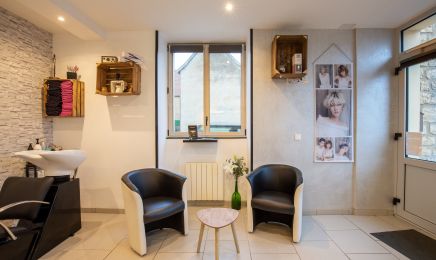 Salon Carré Blond : Coiffeur à Mantoche