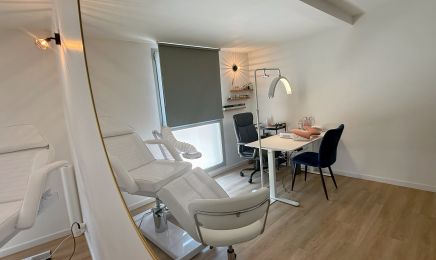 NL Nails & Lashes : Manucure à Villefranche-de-Rouergue