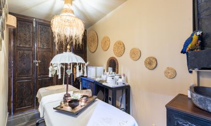 Les Bains d'Or & Spa : Manucure à Saint-Cyr-sur-Mer